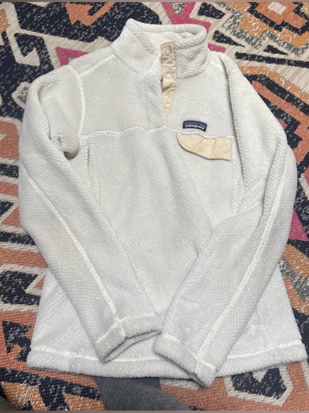 Patagonia Off-White Snap-Button Fleece Pullover